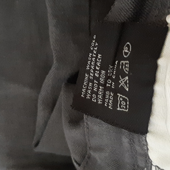 1/2 PRICE🔻RNZ Skinny Jeans - Picture 5 of 5